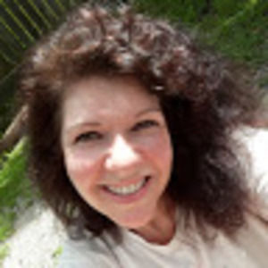 Meet your Posher, Alison